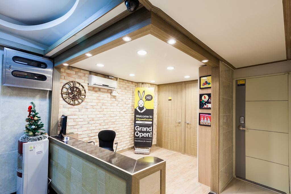 24 Guesthouse Edae Seoul Exterior photo