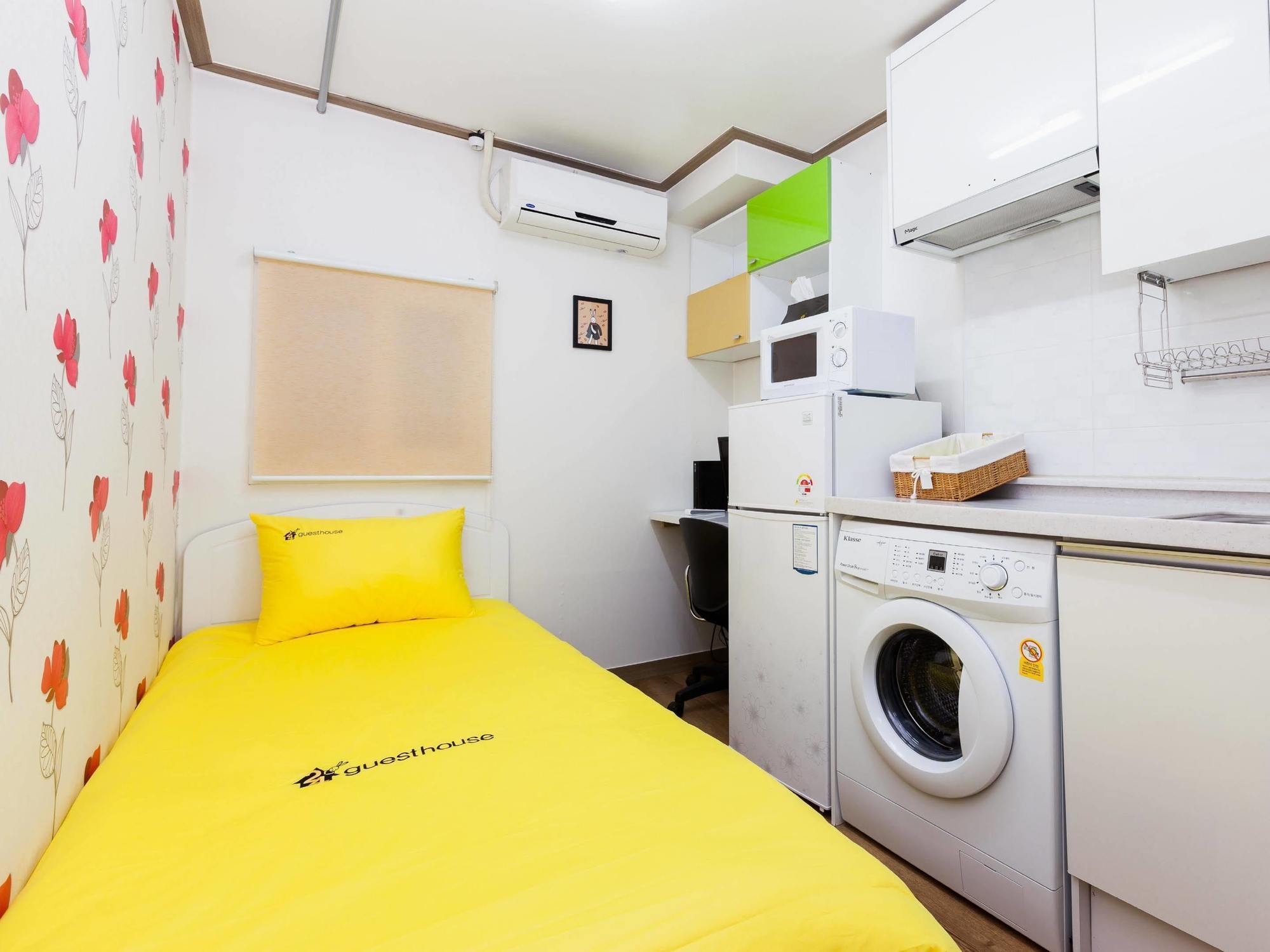 24 Guesthouse Edae Seoul Exterior photo